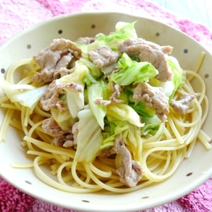 めんつゆで簡単！キャベツと豚肉の和風パスタ